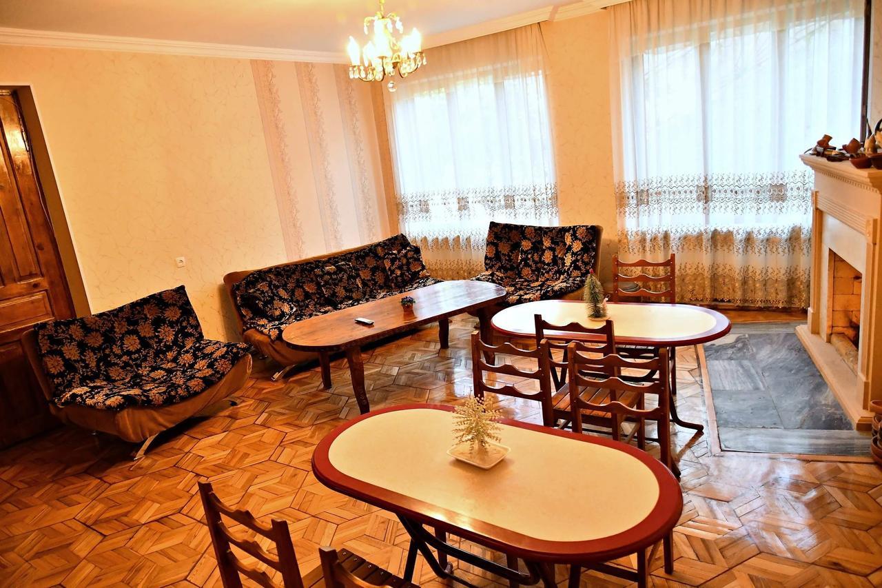 Hotel Good Luck Kutaisi Exterior photo