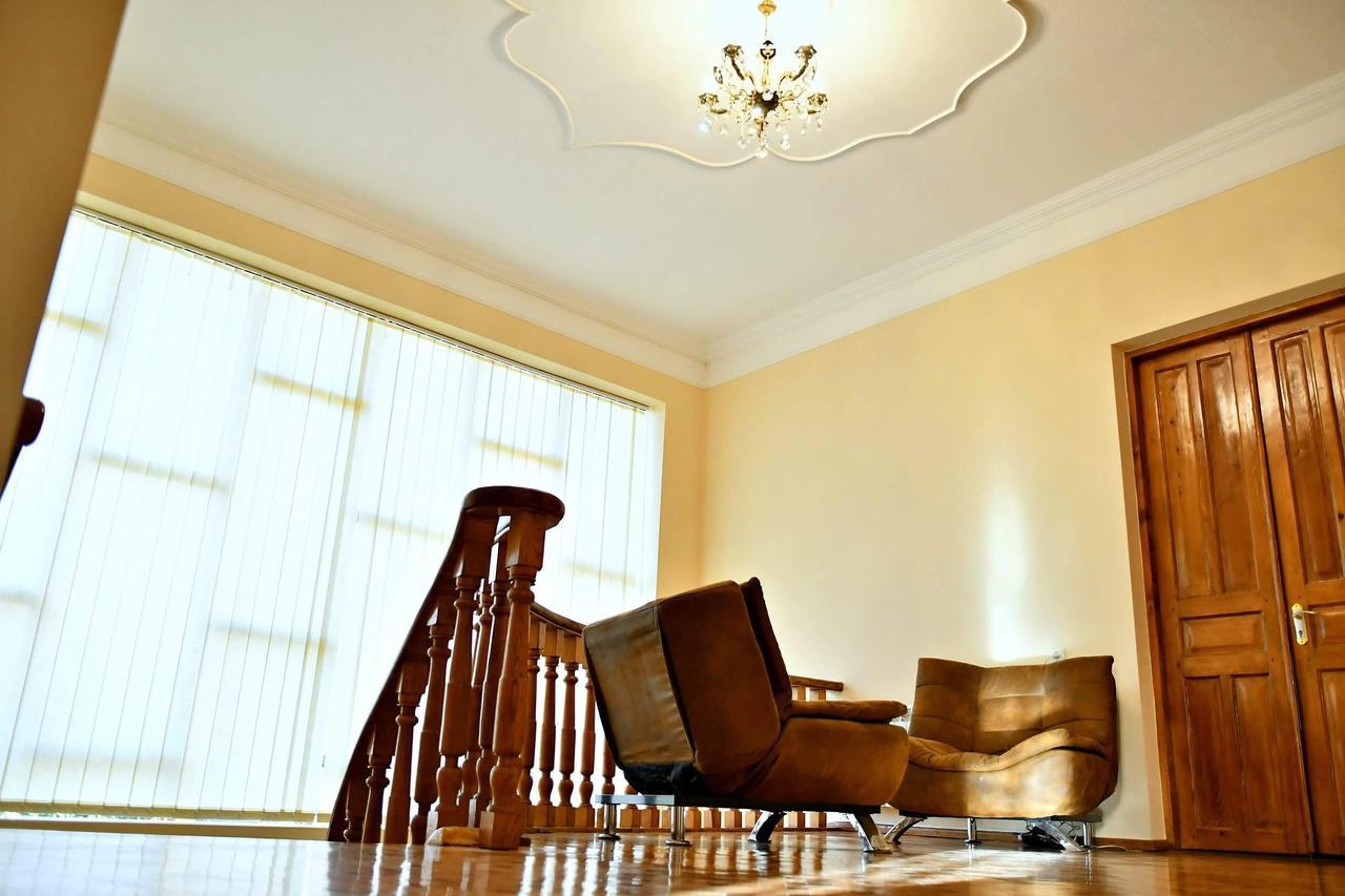 Hotel Good Luck Kutaisi Exterior photo