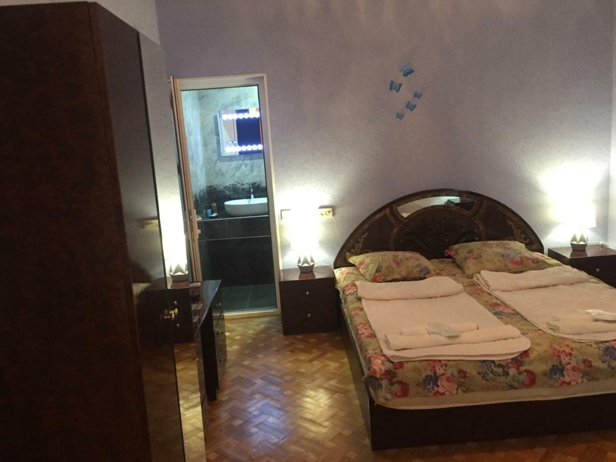 Hotel Good Luck Kutaisi Exterior photo
